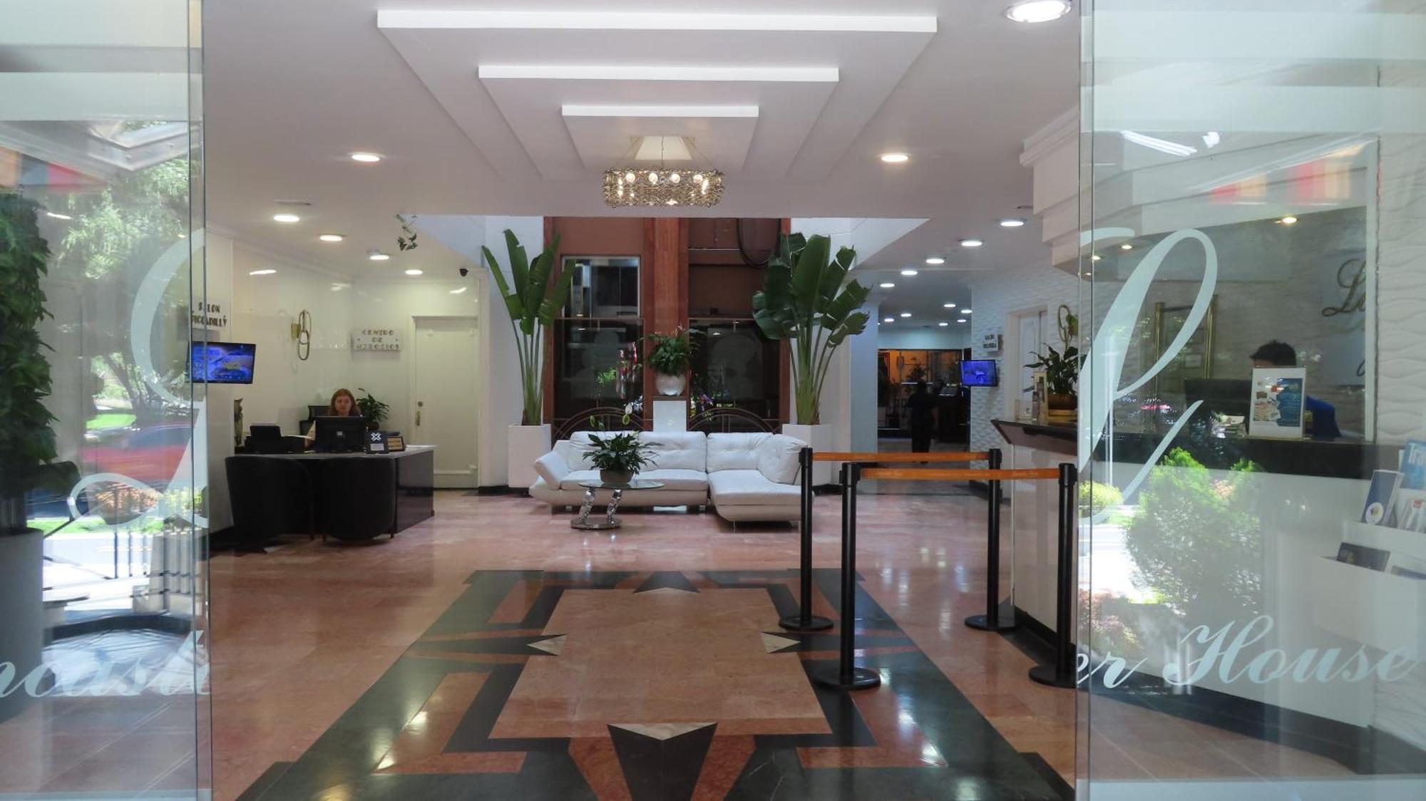 Lancaster House 4*