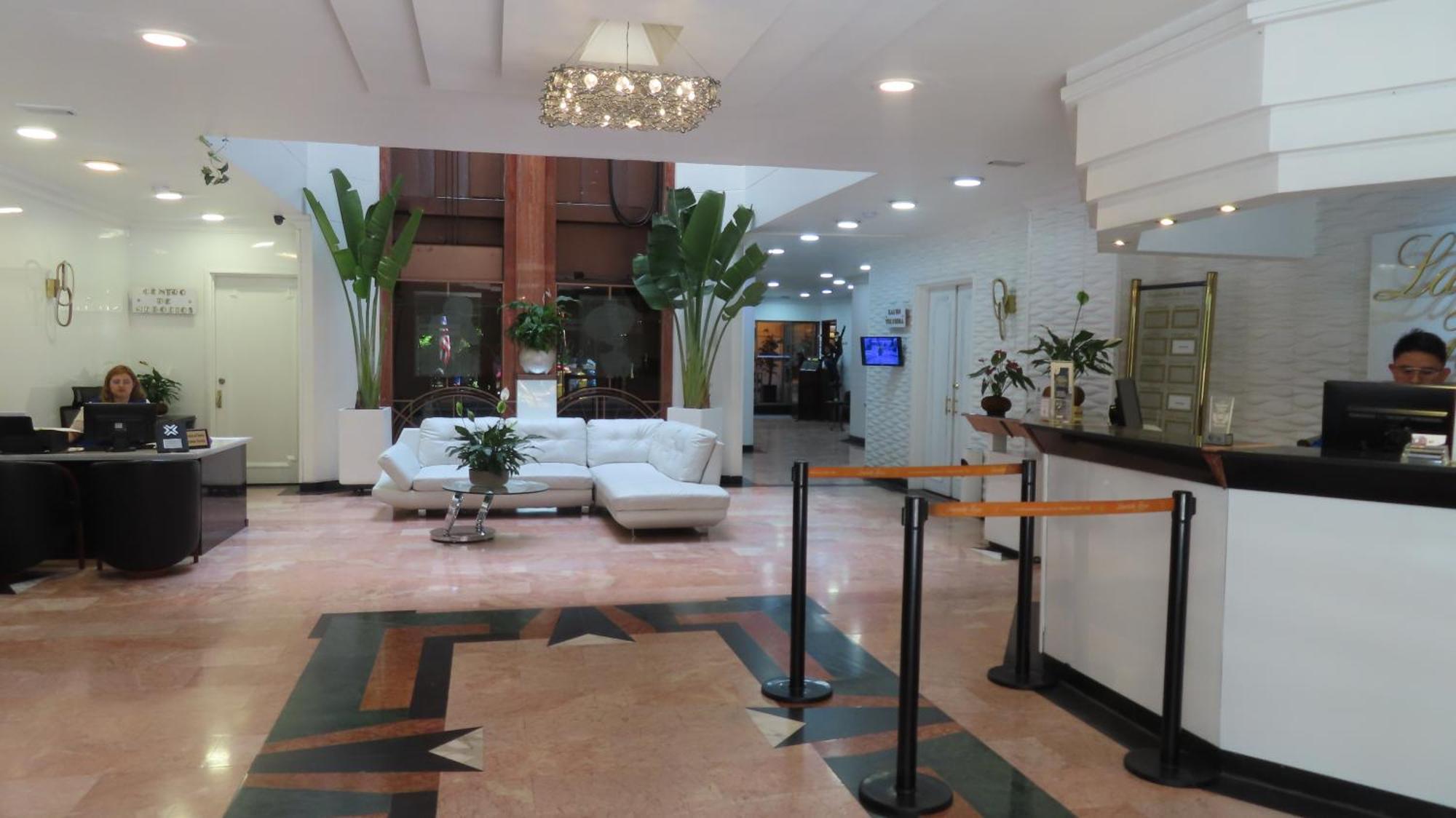 Lancaster House Hotel 4*